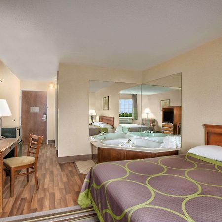 Super 8 By Wyndham Grayville Esterno foto